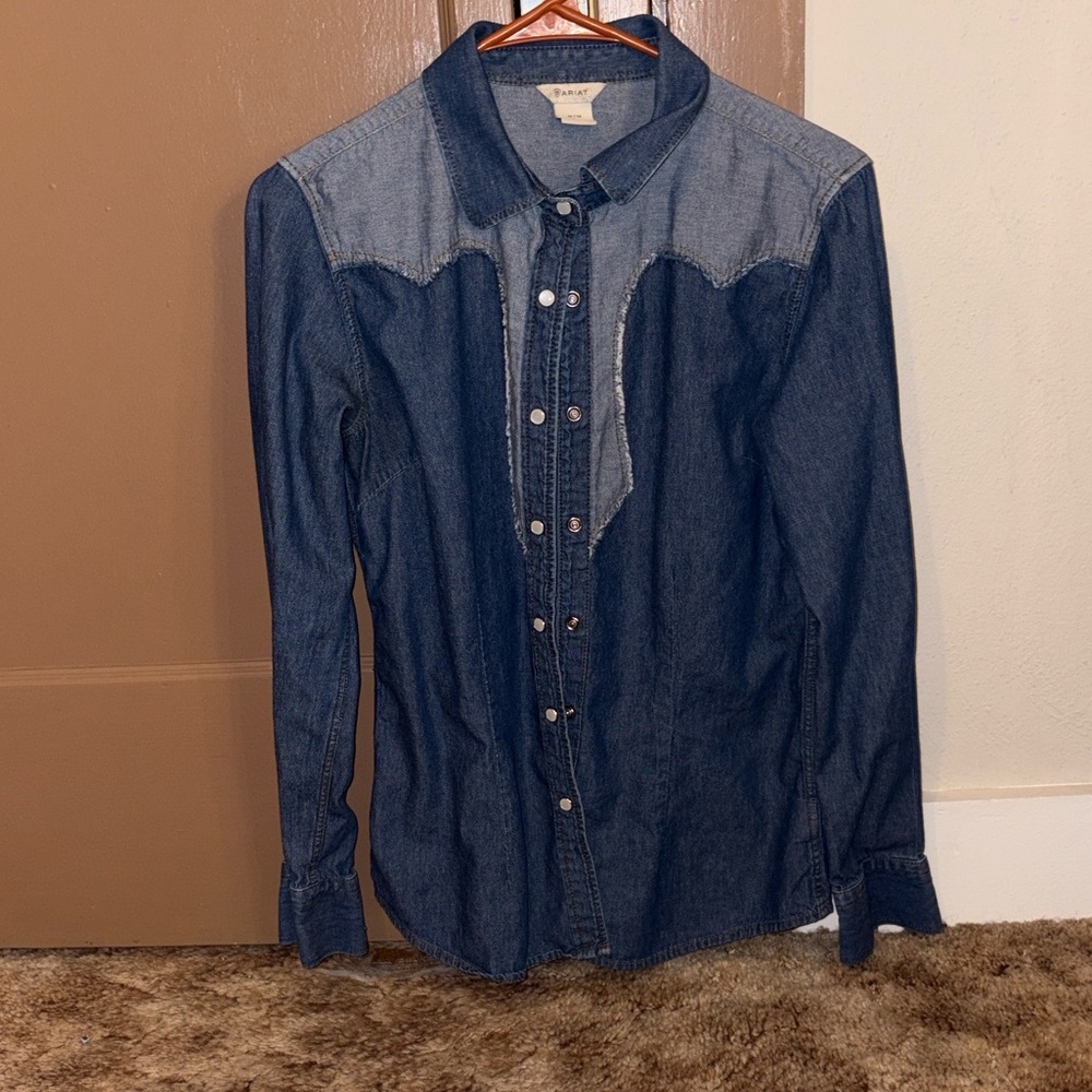 Wrangler Women's Medium Blue Denim Button Rodeo Shirt